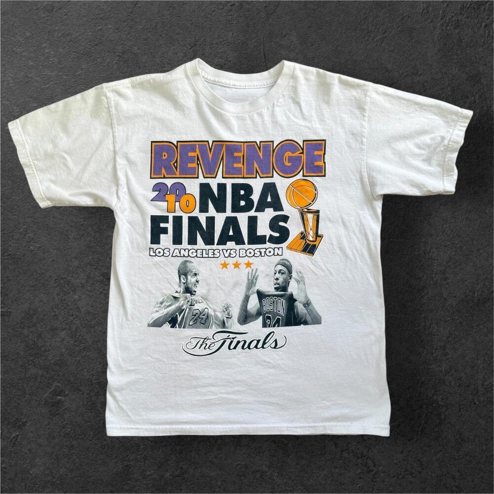 Gildan T Shirt Mens M White  Finals Revenge Lakers Vs Celtics Kobe Bryant